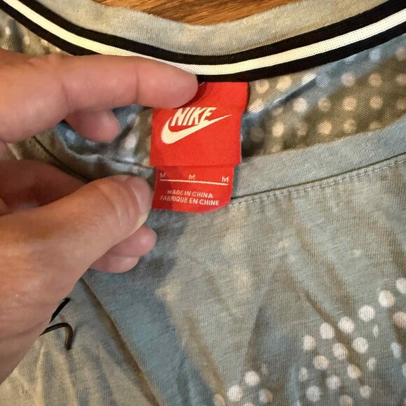 Nike Athletic Tops Bundle - Picture 6 of 10